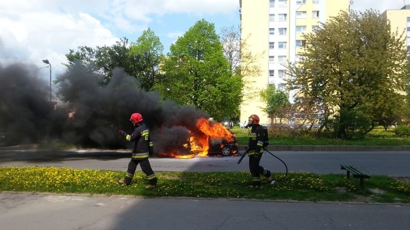 Pożar auta na Widzewie