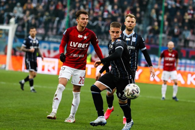 Lech Poznań nie przegrał z Wisłą od 3 spotkań. W marcu w Krakowie było 1:1, wcześniej jesienią rok temu Kolejorz rozbił u siebie krakowian 4:0.   