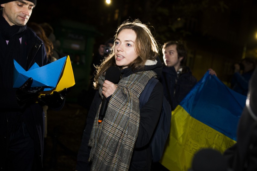 Kraków. Manifestacja pod konsulatem Rosji. Ukraińcy: zatrzymajmy wojnę