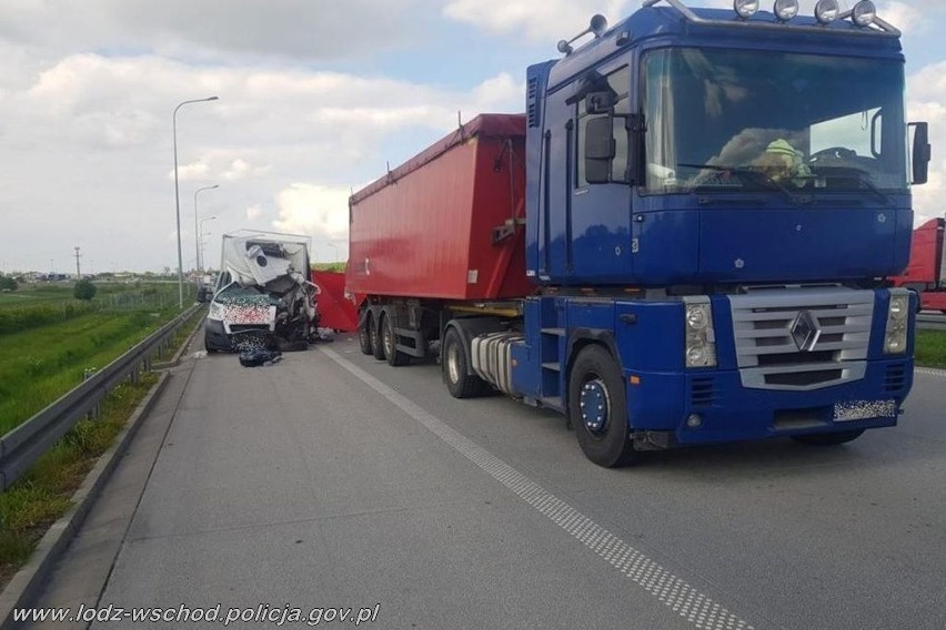 Tragiczny wypadek na autostradzie A1 w gminie Nowosolna. Zginął młody kierowca