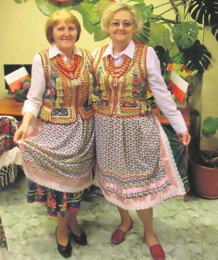 Anna Gzyl (z lewej) z Renatą Kosno przed imieninami...