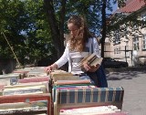 Kiermasz książek za złotówkę otworzyła Miejska Biblioteka Publiczna w Brzegu