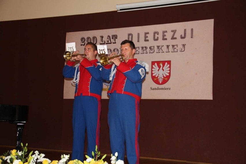 W Sandomierzu  odbyła się uroczysta sesja Rady Miasta z okazji jubileuszu 200-lecia Diecezji Sandomierskiej
