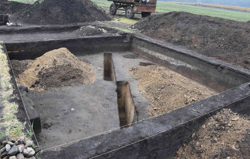 Archeolodzy kontynuują badania w Kruszy Zamkowej (gmina...
