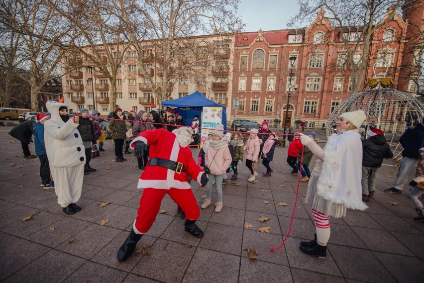 Mikołaj na miejskim rynku w Siemianowicach Śląskich