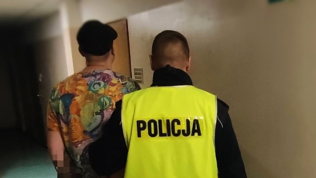Policjanci z Radomska zatrzymali poszukiwanego listem gończym