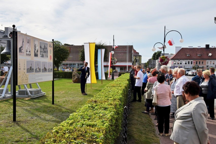 Dzwon od prezydenta RP po raz pierwszy zabrzmiał w Wieluniu [ZDJĘCIA, WIDEO]