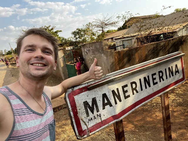 Daniel Kasprowicz, dyrektor Kliniki Medycznej im. bł. o. Jana Beyzyma w Manerinerinie