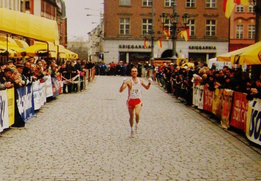 Sensacyjne zwycięstwo naszego biegacza we Wrocławiu w 2001...
