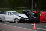 Dwie śmiertelne ofiary wypadku na obwodnicy Leżajska. Nie żyją 38-letnia kobieta i 15-latek [ZDJĘCIA]