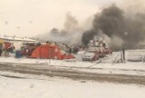 Wielki pożar fabryki mebli. 90 strażaków w akcji