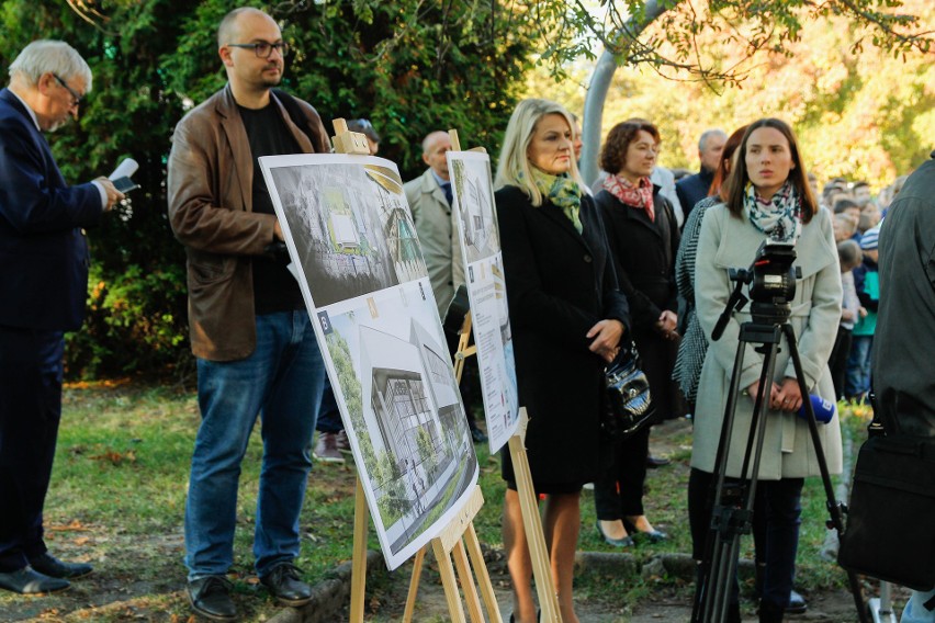 Kraków. Przy alei Kijowskiej powstanie nowy basen [ZDJĘCIA]