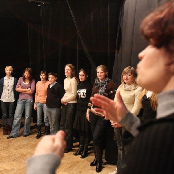 Dwudniowe intensywne warsztaty w Akademii Teatralnej z pewnością pomogły polonusom poznać swe mocne i słabe strony