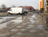 Które ulice w Radomiu trzeba pilnie załatać? Lista dróg w najgorszym stanie. Gdzie jest najwięcej dziur?