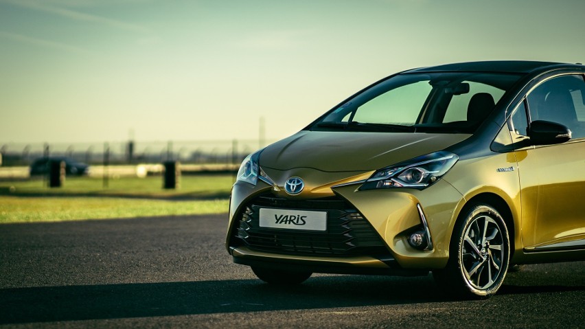 Cena: Ceny Toyota Yaris mogą zależeć od roku produkcji,...