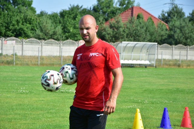 Personal Football Coach to nowy, wyjątkowy projekt na piłkarskiej mapie Kielc. Odpowiada za niego Wojciech Jagodziński.