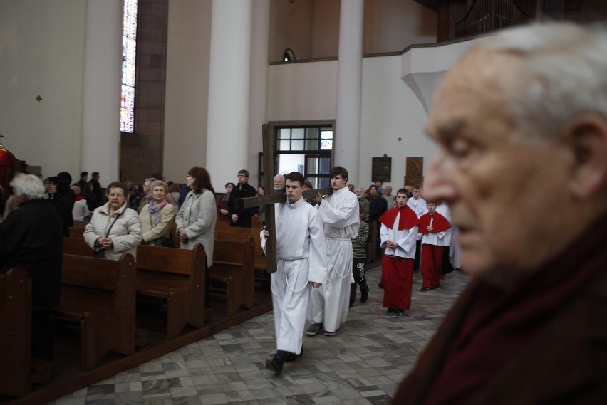 Droga Krzyżowa w archikatedrze Chrystusa Króla w Katowicach