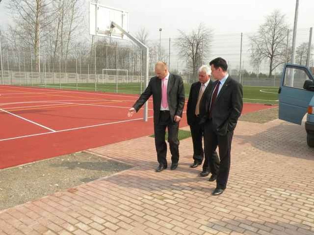 Otwarcie w Mazowszanach obiektu sportowego "Orlik 2012&#8221; było ważnym wydarzeniem w minionym roku w gminie Kowala