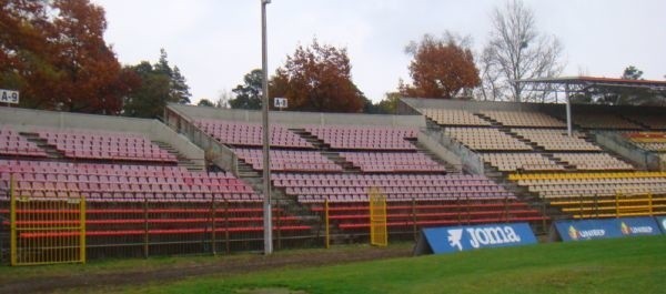 Stadion Jagiellonii ma nowe miejsca siedzące. Zobacz, jak teraz wyglądają trybuny