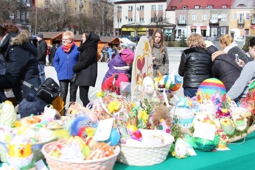 Kiermasze Wielkanocne w powiecie ostrowieckim. Ciekawe...