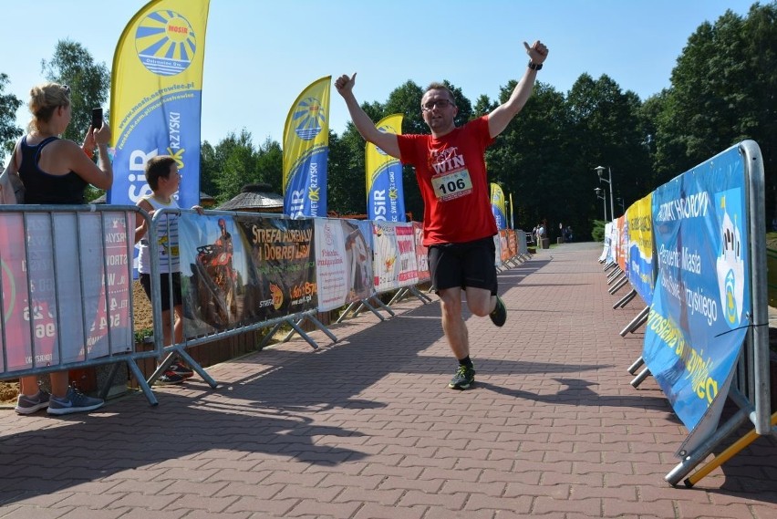 Startowałeś w MosirGutwinRun w Ostrowcu? ZNAJDŹ SIĘ NA ZDJĘCIACH