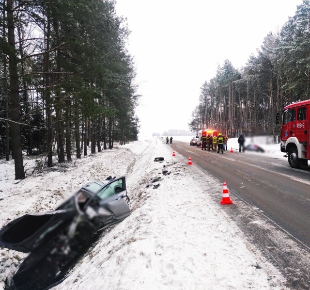 Ciechanowiec. Wypadek na Mickiewicza. Kobieta i dwoje dzieci trały do szpitala