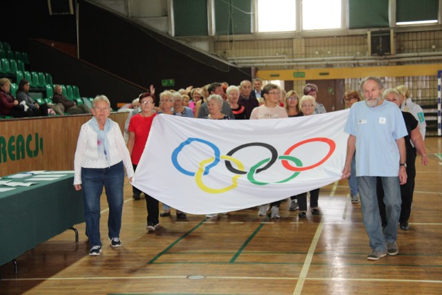 I Czeladzka Olimpiada Seniorów w hali MOSiR-u