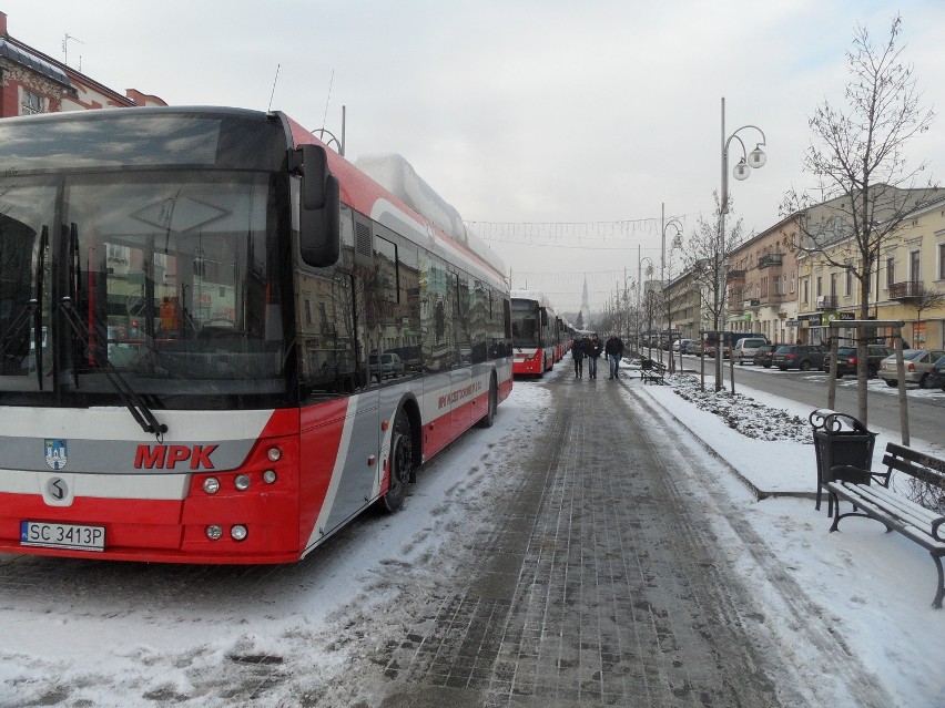 Wielki pokaz autobusów hybrydowych w Częstochowie ZDJĘCIA