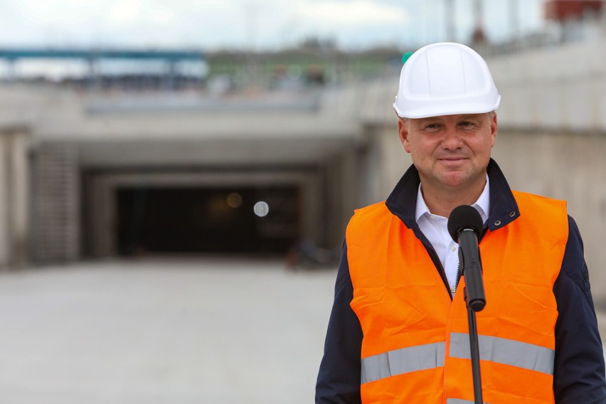 Prezydent Andrzej Duda na budowie świnoujskiego tunelu
