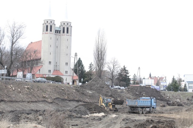 Nowy węzeł składać się będzie z dwóch części: większego i mniejszego ronda. Powstanie też parking i nowe przystanki.