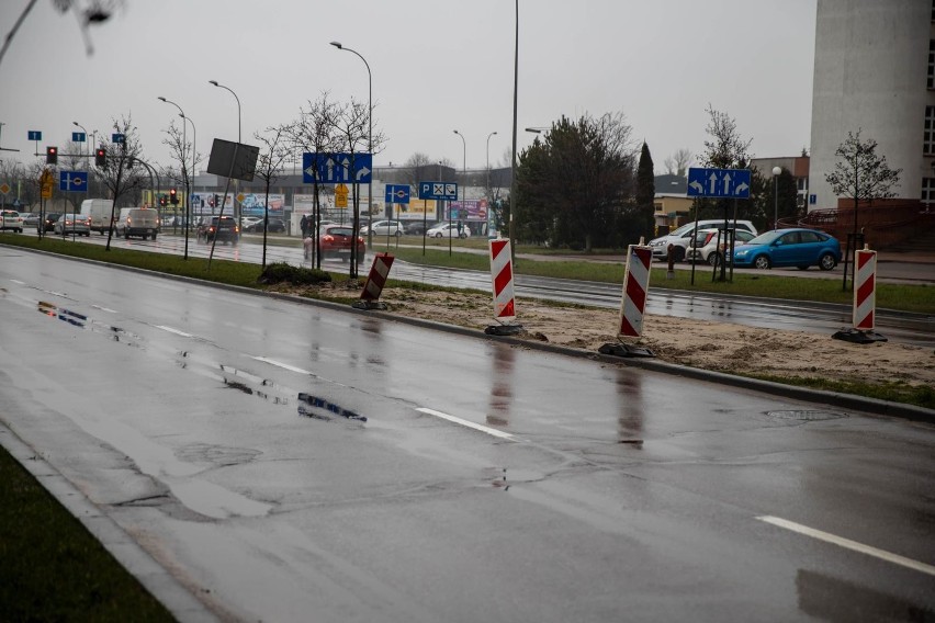 Kolejne utrudnienia w sąsiedztwie skrzyżowania ul....