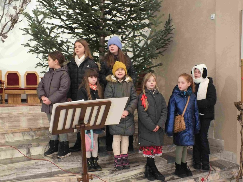 Ostatnia, wyjątkowa niedziela wspólnego śpiewania kolęd w starachowickim kościele. Zobacz zdjęcia