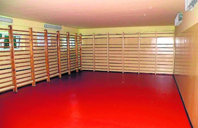 Mini sala gimnastyczna w Zespole Szkół w Lipie jest gotowa na nowy rok szkolny i przyjście uczniów.