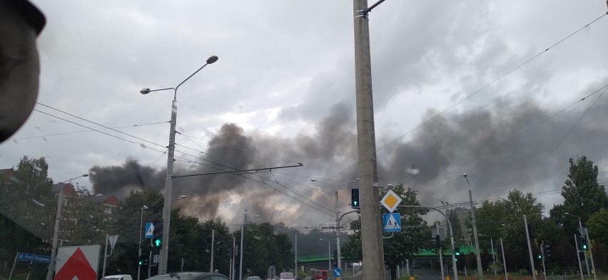 Lublin. Kłęby gęstego dymu nad Czubami. Wiemy co było przyczyną