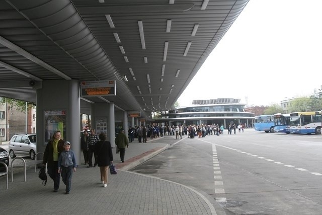 Dworzec autobusowy w Tarnowskich Górach: ponad 4500 głosów....