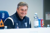 Były trener Lecha Poznań oficjalnie rozpoczął pracę w nowym klubie. W zespole Macieja Skorży jest jeszcze dwóch trenerów z Kolejorza