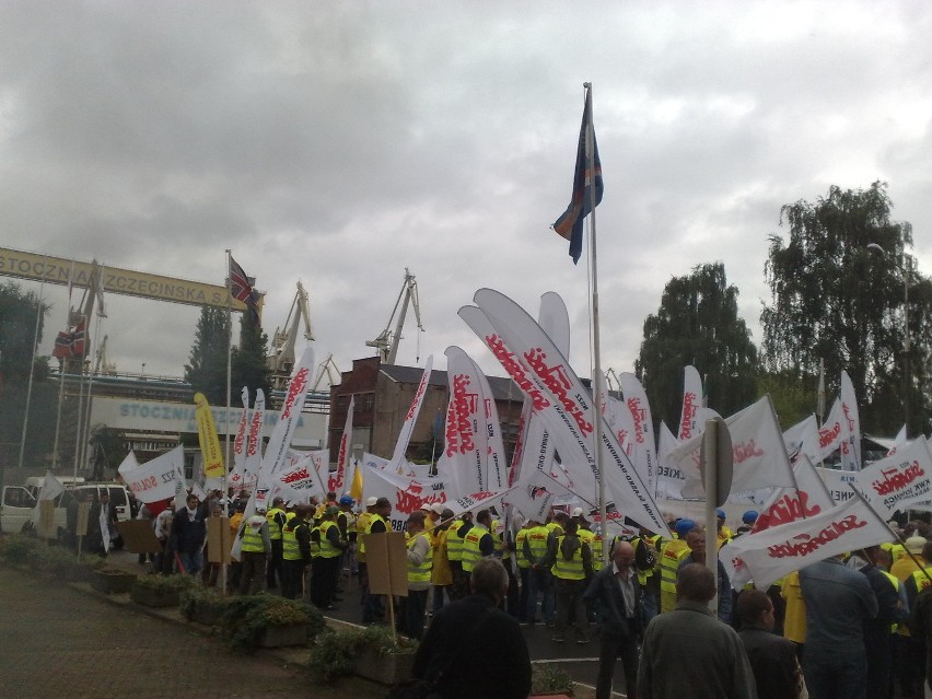 Manifestacja Solidarności w Szczecinie, godz. 12.40.