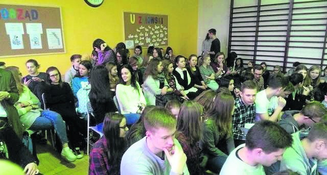 W białobrzeskim Liceum Ogólnokształcącym odbyło się już spotkanie informacyjne w sprawie projektów YouthBank.