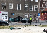 Kolizja przy ul. Łąkowej w Gdańsku 4.07. Mężczyzna wjechał samochodem w kamienicę. Był pod wpływem środków odurzających?