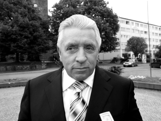 Andrzej Lepper popełnił samobójstwo w sierpniu 2011 r.