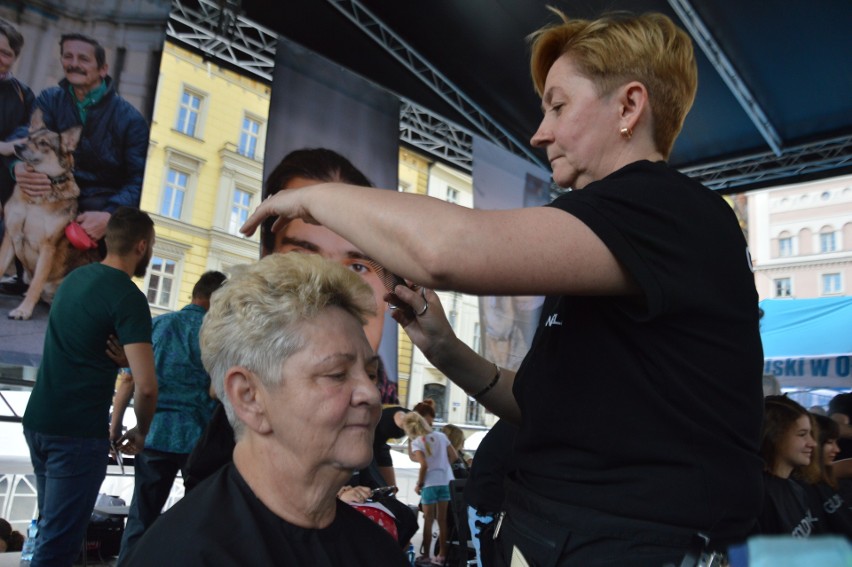 Akcja "Daj głowę" na pl. Solnym