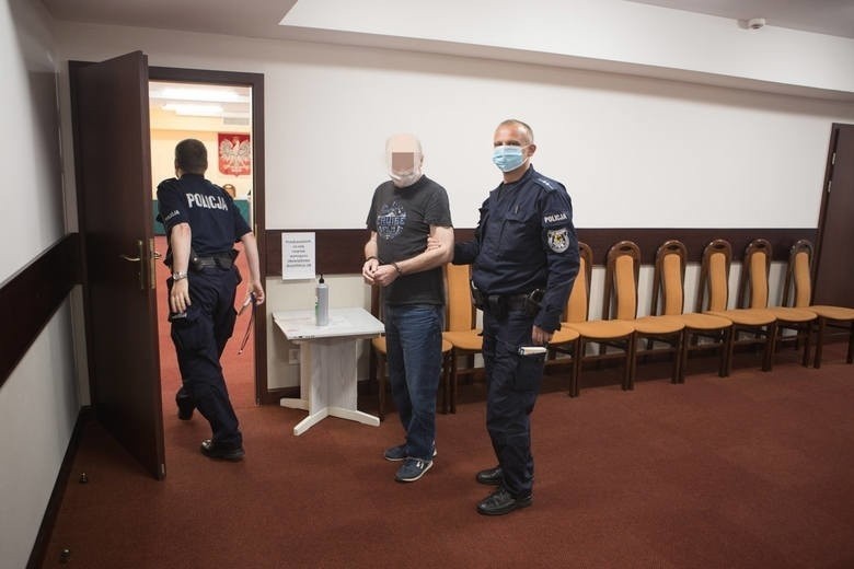 Zdjęcia z rozprawy przed Sądem Okręgowym w Słupsku