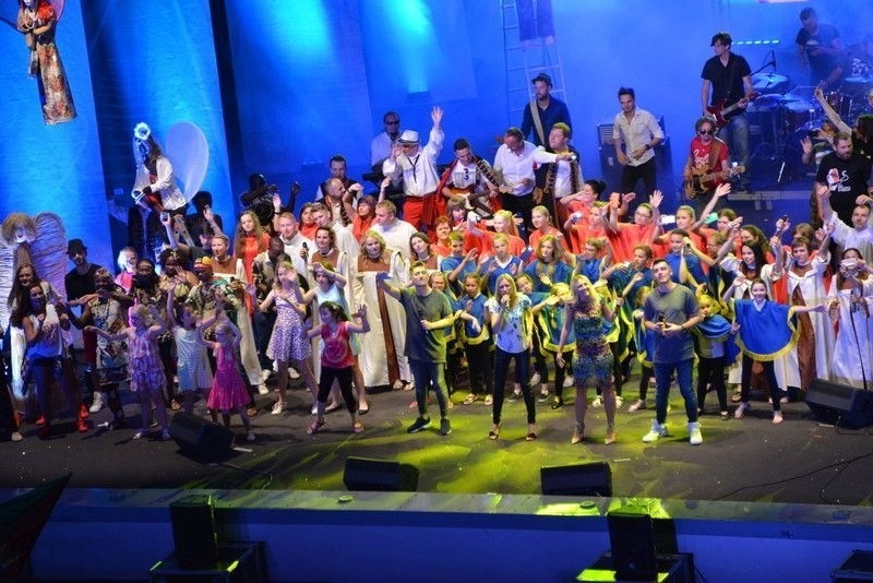 Wielki koncert z okazji Światowych Dni Młodzieży w Amfiteatrze Kadzielnia w Kielcach