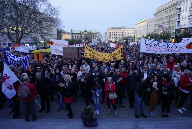 Strajk nauczycieli trwa od 8 kwietnia i nie wiadomo, kiedy się zakończy.