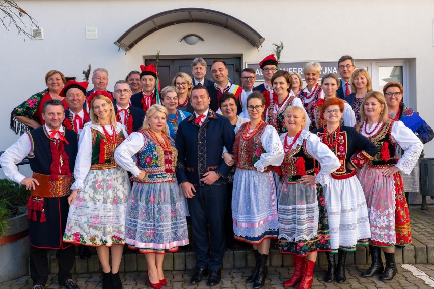 Radni z gminy Zielonki na październikową sesje przyszli w...