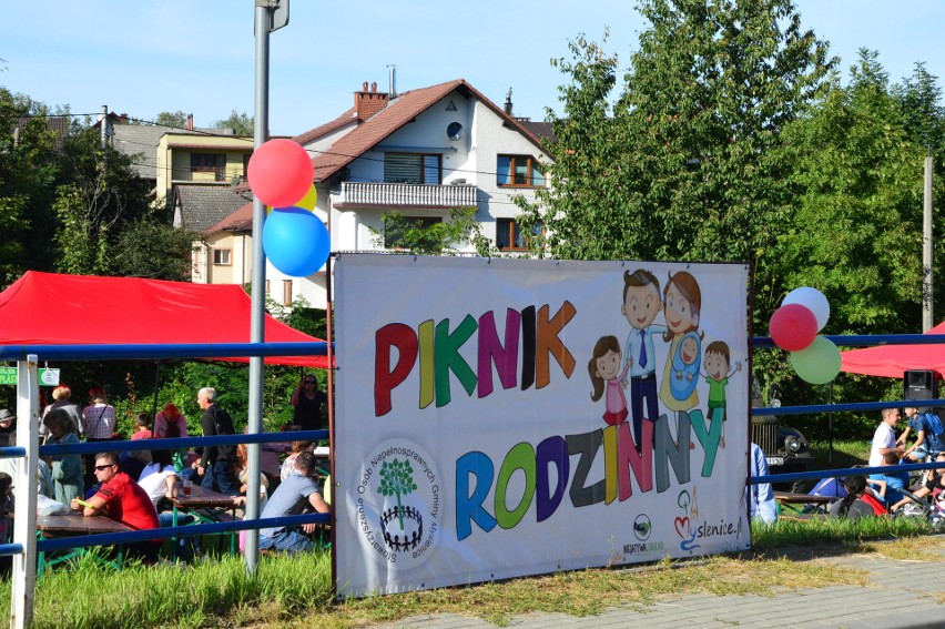 Bez empatii ani rusz, czyli jak pomaga się w Myślenicach i Sułkowicach 