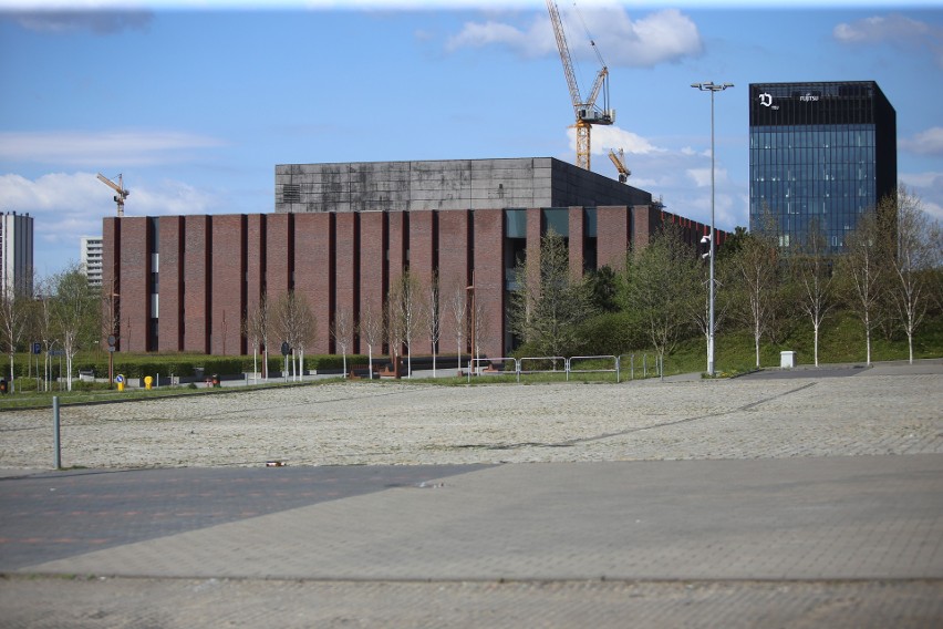 Katowice w czasie pandemii koronawirusa. Rynek i Strefa...