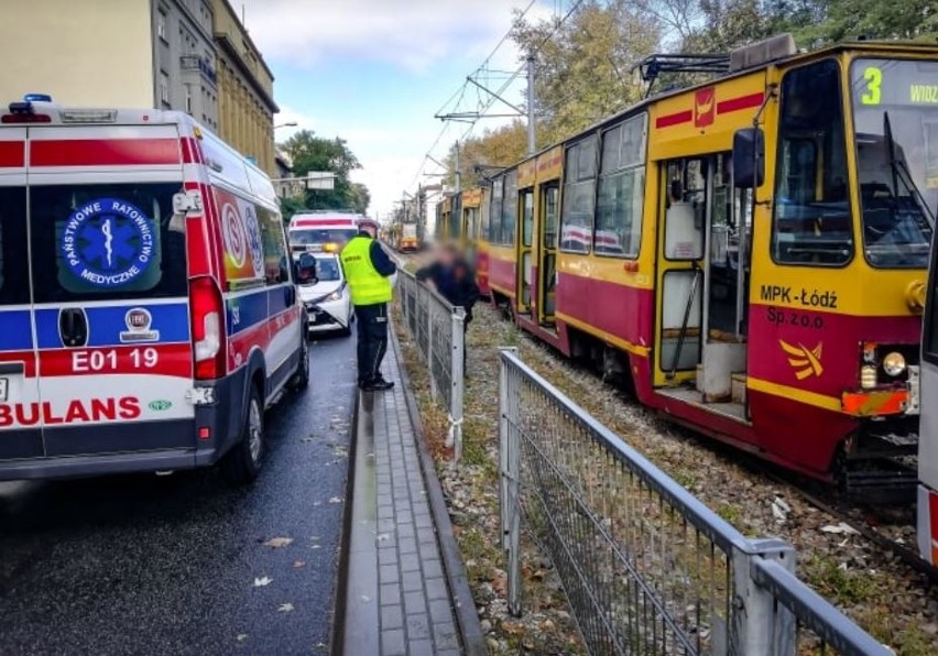 Zderzenie tramwajów w centrum Łodzi- ranni pasażerowie [zdjęcia]