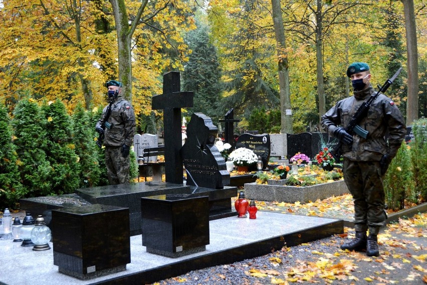 Żołnierze "Błękitnej" brygady pamiętali o poległych kolegach. ZDJĘCIA