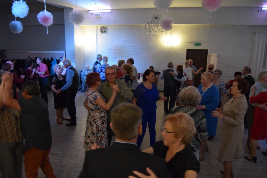 Liga Kobiet Polskich w Szczecinku leczy tańcemi i śpiewem [zdjęcia]